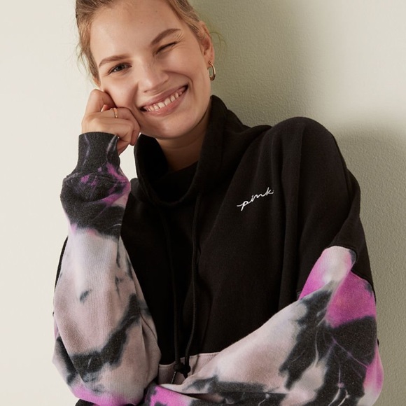 NWT VS PINK SET - Picture 6 of 13